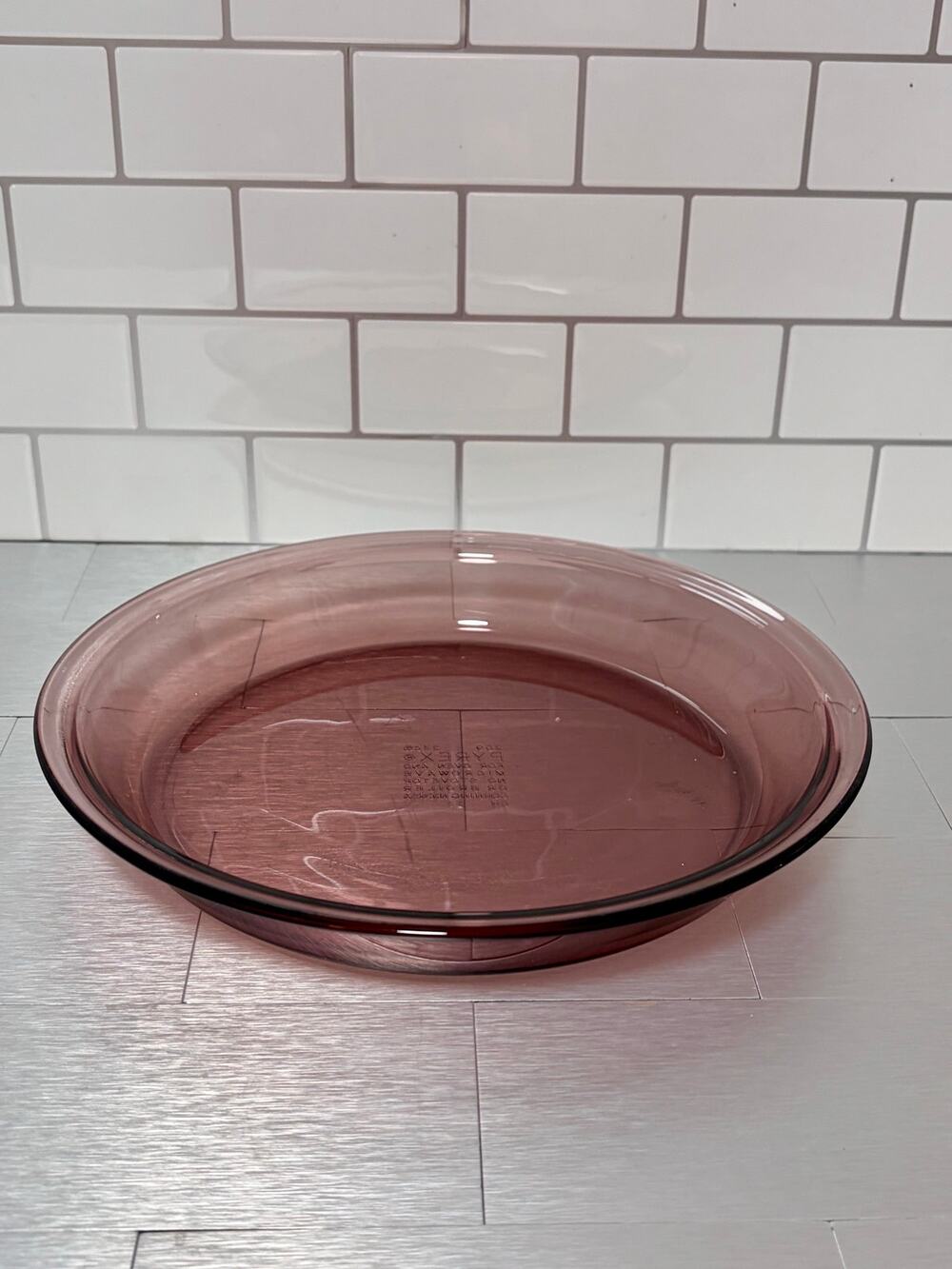 Vintage Pyrex Cranberry 209 9” Round Pie Plate Baking Dish Light Purple USA